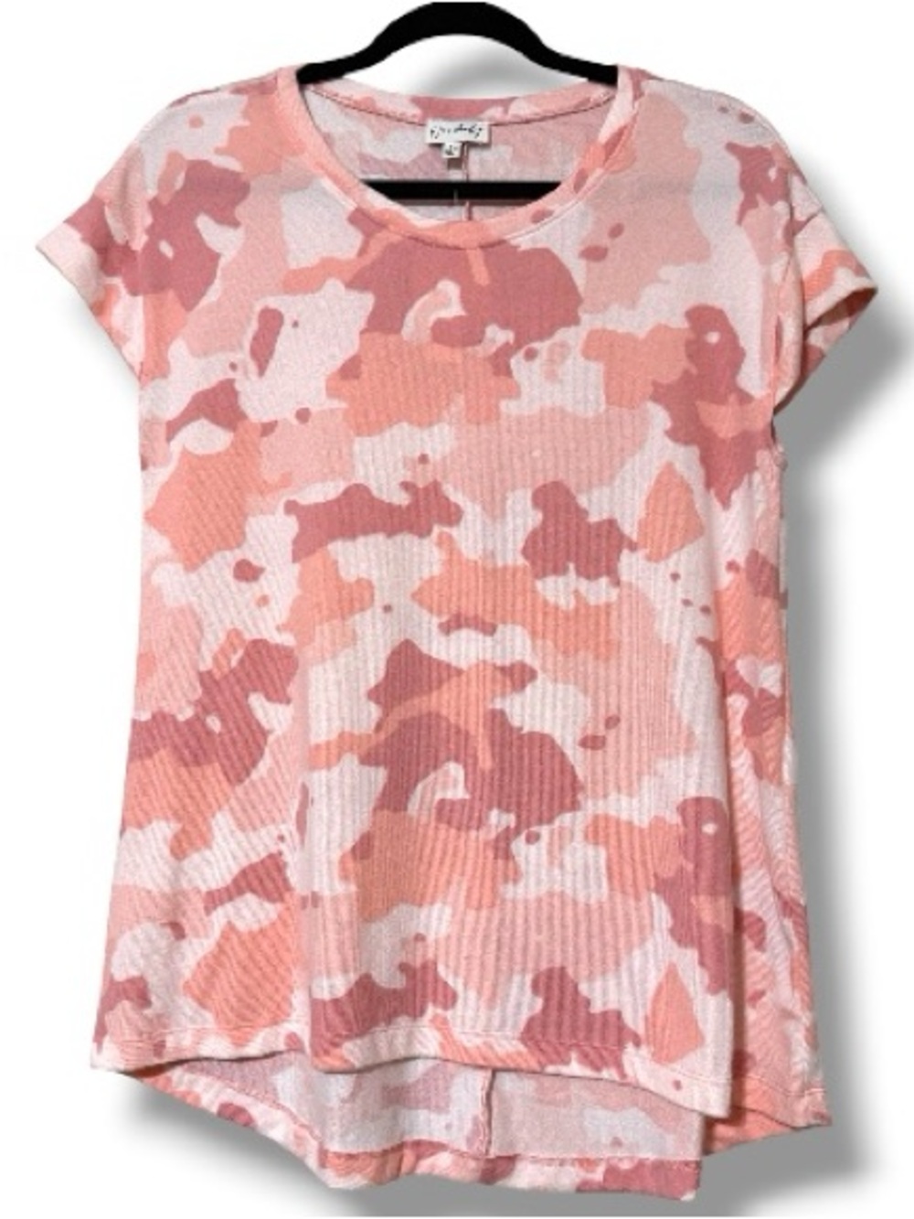 Wonderly women's size small cap short sleeve pink camo casual wear new